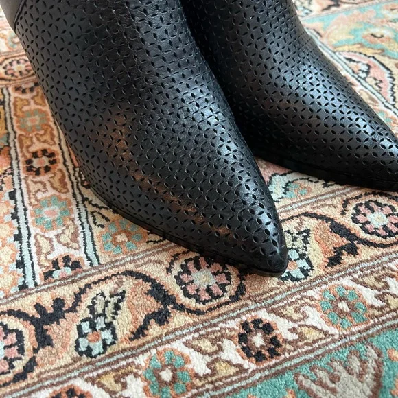 Donald Pliner Slingback Heeled Mules, Size 9, Black - Picture 5 of 9